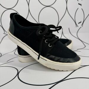 Sorel metro waterproof canvas low top sneakers black & white